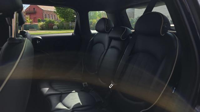 Mini Countryman image 2