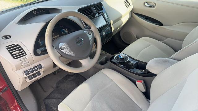 Nissan Leaf image 4