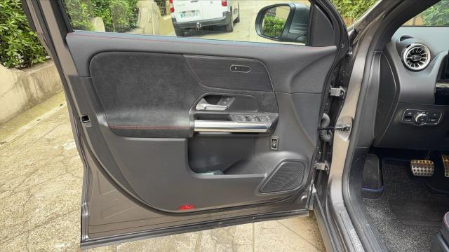 Mercedes Benz Classe Gla image 2