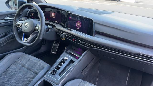 Volkswagen Golf image 5