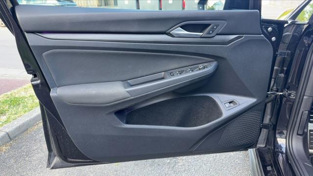 Volkswagen Golf image 2