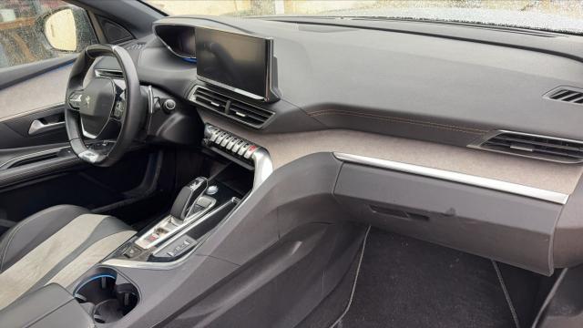 Peugeot 3008 image 9