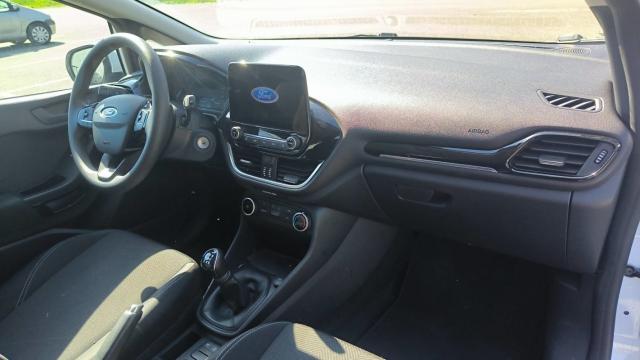 Ford Fiesta image 7