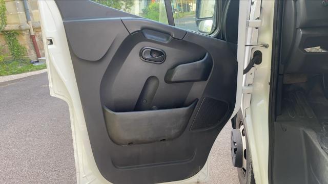 Renault Master image 1