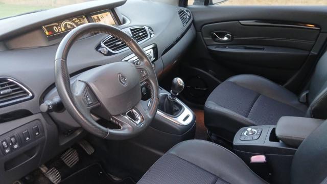 Renault Scénic image 8