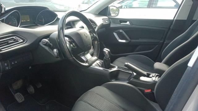 Peugeot 308 image 5