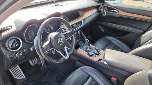 Alfa Romeo Stelvio image 6