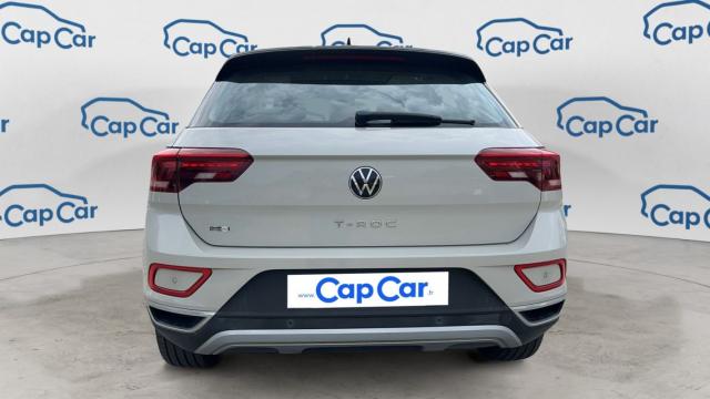 Volkswagen T-Roc image 2