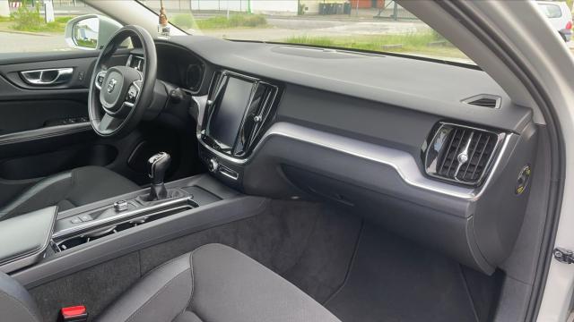 Volvo V60 image 8
