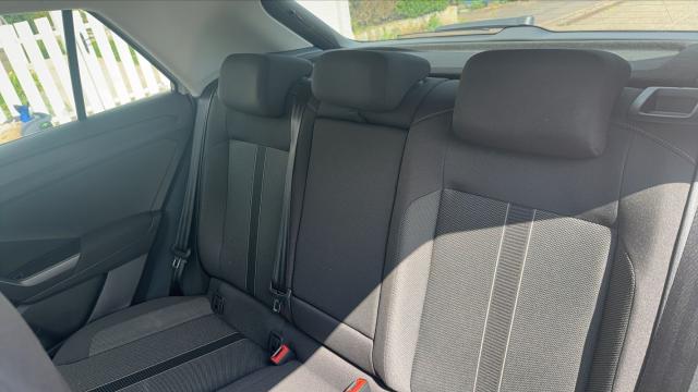 Volkswagen T-Roc image 4