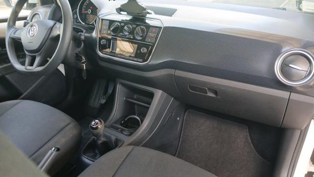 Volkswagen Up! image 2