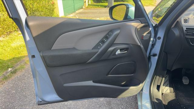 Citroen Grand C4 Picasso image 7