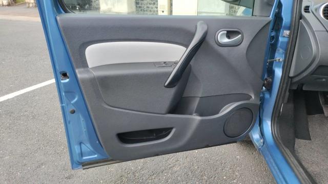 Renault Kangoo image 2