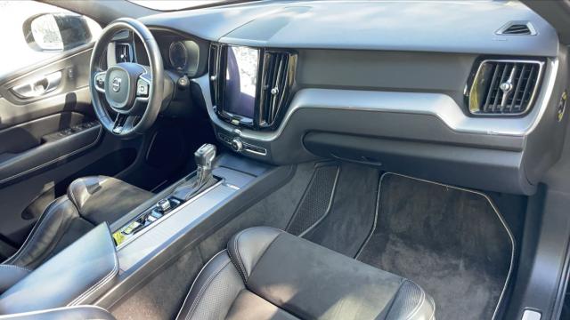 Volvo Xc60 image 1