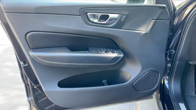 Volvo Xc60 image 4
