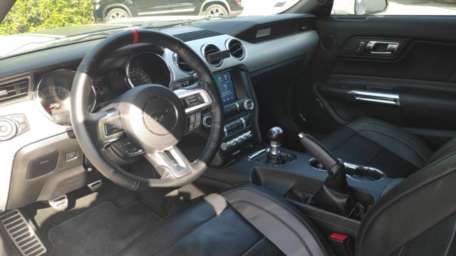 Ford Mustang image 2