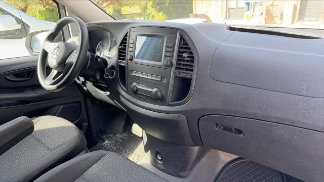 Mercedes Benz Vito Mixto image 7