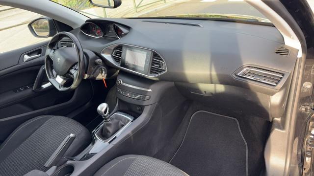 Peugeot 308 Sw image 1