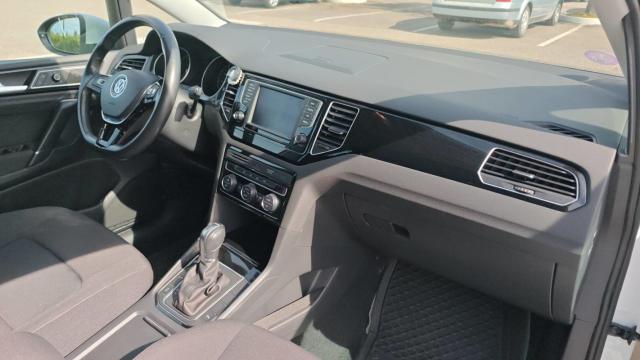 Volkswagen Golf Sportsvan image 4