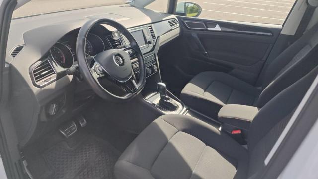 Volkswagen Golf Sportsvan image 1