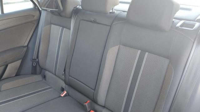 Volkswagen T-Roc image 7