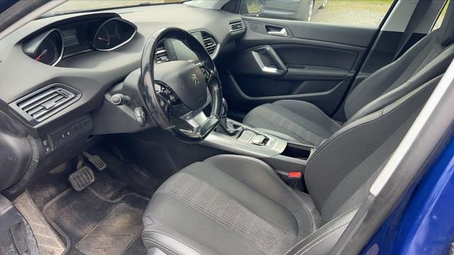 Peugeot 308 image 4