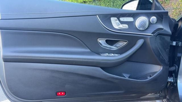 Mercedes Benz Classe E Coupe image 1