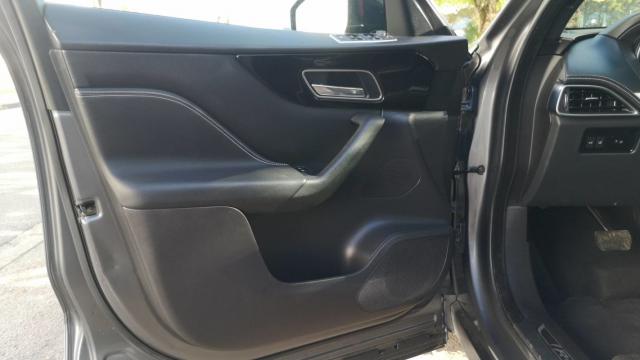 Jaguar F-Pace image 7