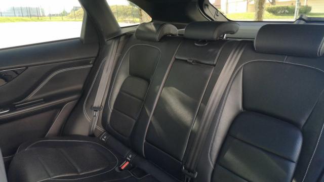 Jaguar F-Pace image 9