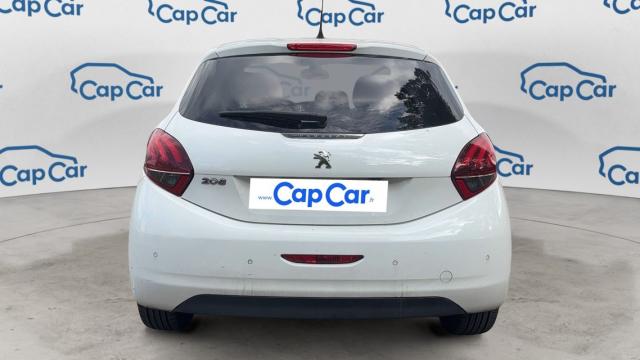 Peugeot 208 image 1