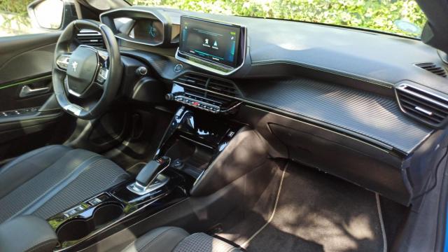 Peugeot E-208 image 5