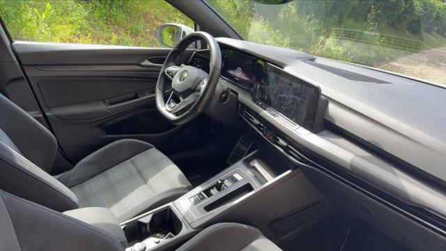 Volkswagen Golf image 6