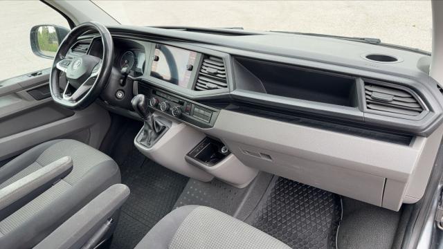 Volkswagen Transporter image 5