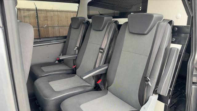 Volkswagen Transporter image 3