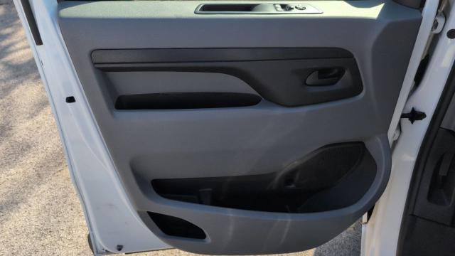 Citroen Jumpy image 9