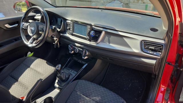 Kia Rio image 2