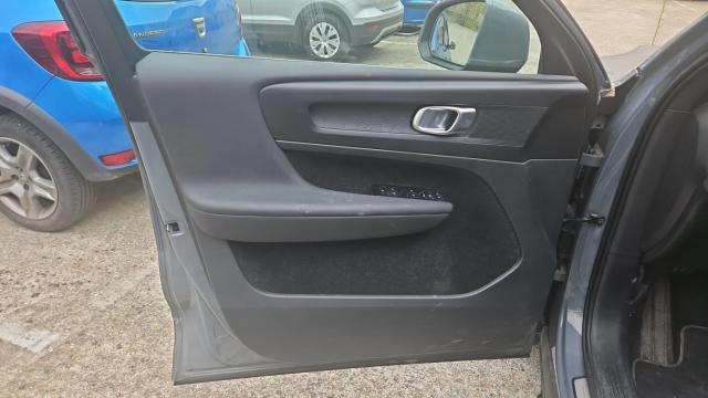 Volvo Xc40 image 1