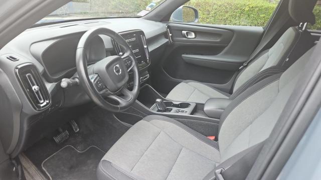 Volvo Xc40 image 9