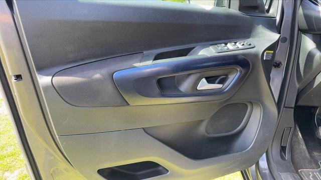 Peugeot Rifter image 6