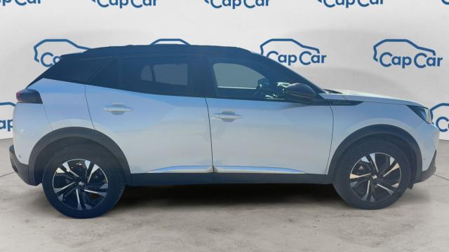 Peugeot 2008 image 8