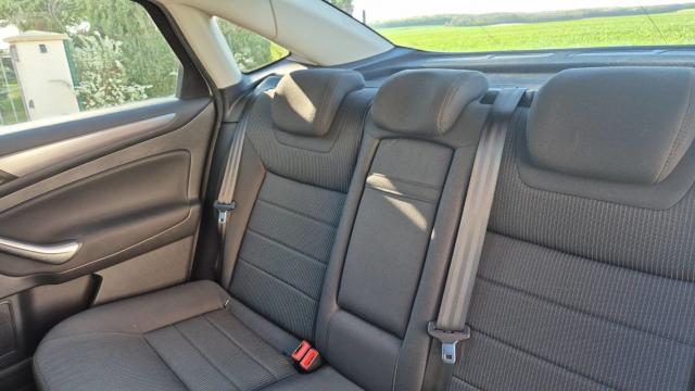 Ford Mondeo image 5