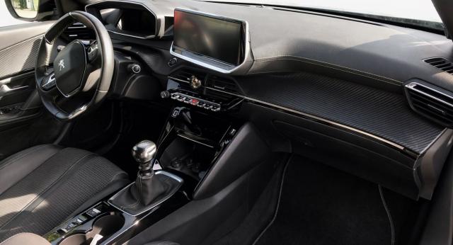 Peugeot 2008 image 7