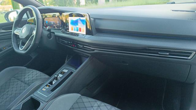 Volkswagen Golf image 4