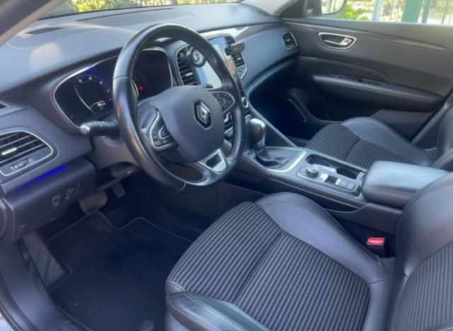 Renault Talisman Estate image 3