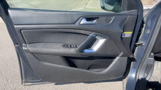 Peugeot 308 image 5