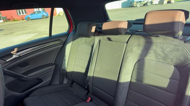 Volkswagen Golf image 7