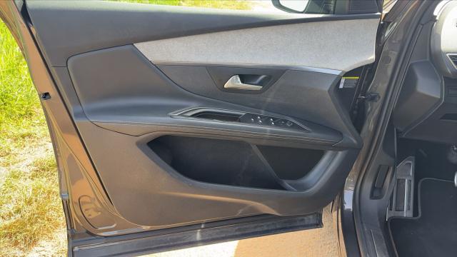 Peugeot 3008 image 5