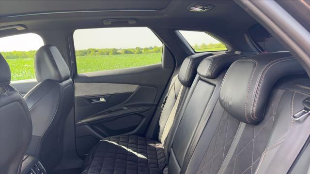 Peugeot 3008 image 3