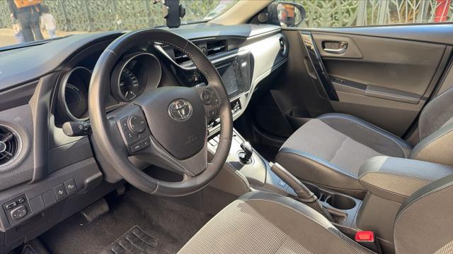 Toyota Auris image 4