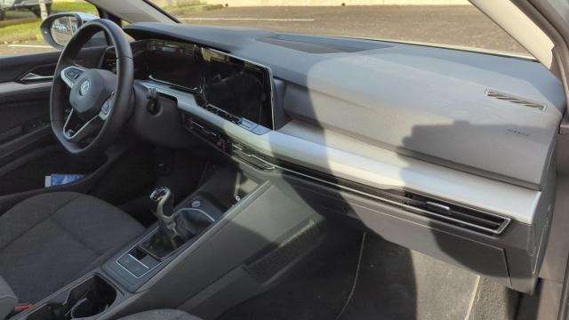 Volkswagen Golf image 5